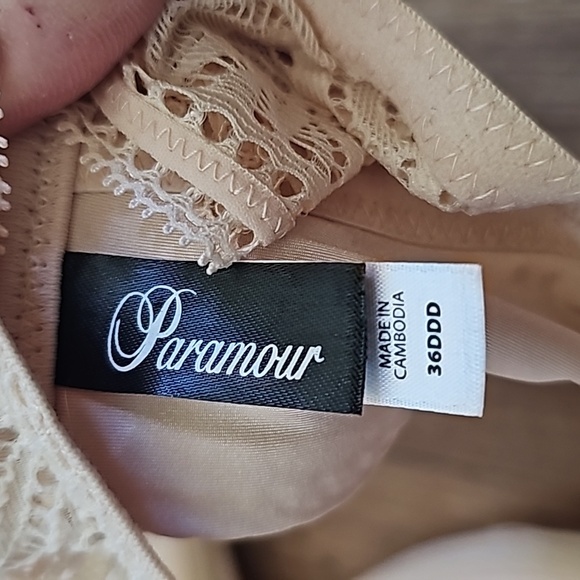 Full coverage racer back T shirt Bra, NWT - Picture 9 of 9